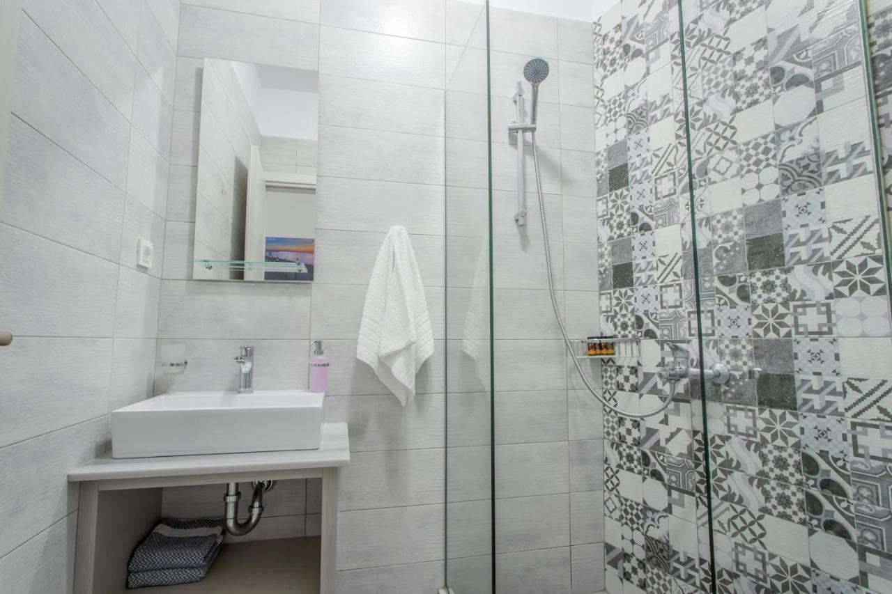 The 3 Brothers' Apts خانيا المظهر الخارجي الصورة